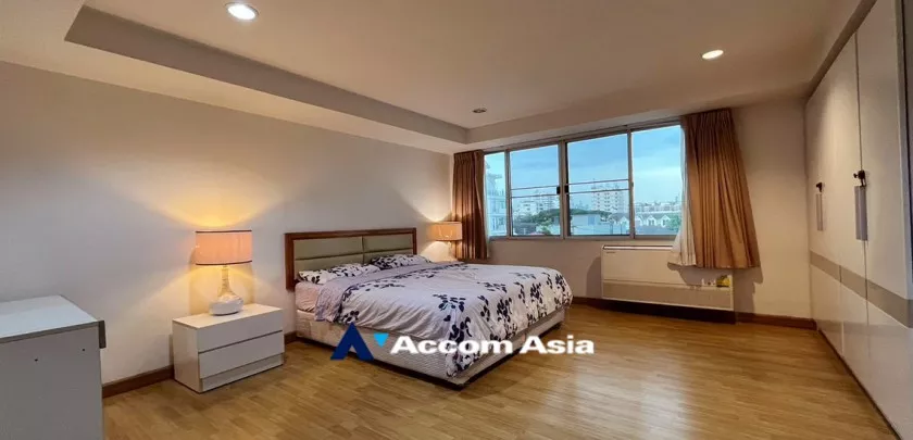 8  2 br Apartment For Rent in Sukhumvit ,Bangkok BTS Phra khanong at Stylish Low Rise Residence AA10208