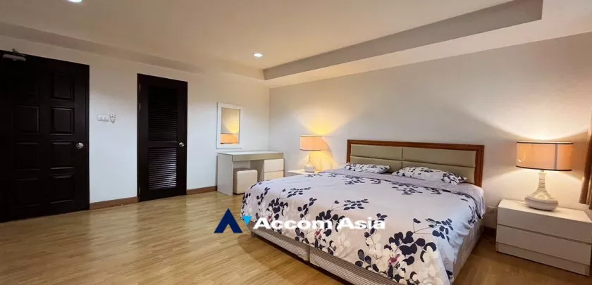 7  2 br Apartment For Rent in Sukhumvit ,Bangkok BTS Phra khanong at Stylish Low Rise Residence AA10208