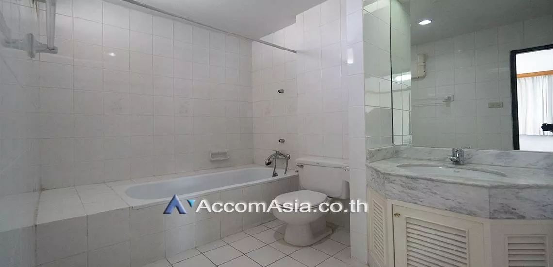 8  3 br Apartment For Rent in Sukhumvit ,Bangkok BTS Thong Lo at Perfect For A Big Family AA10263