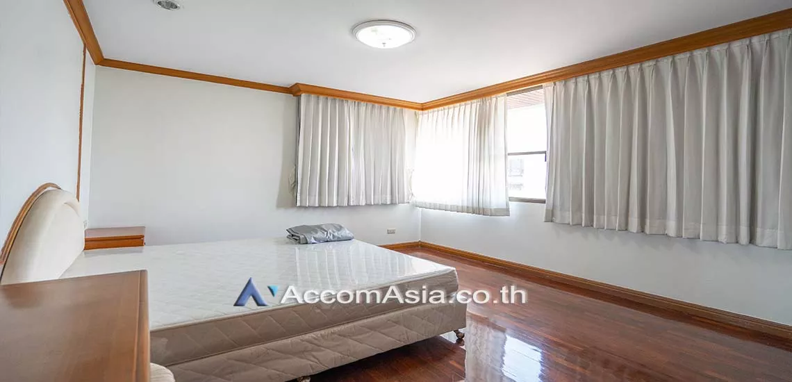 7  3 br Apartment For Rent in Sukhumvit ,Bangkok BTS Thong Lo at Perfect For A Big Family AA10263