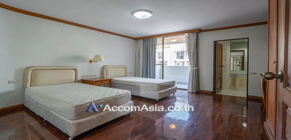 5  3 br Apartment For Rent in Sukhumvit ,Bangkok BTS Thong Lo at Perfect For A Big Family AA10263