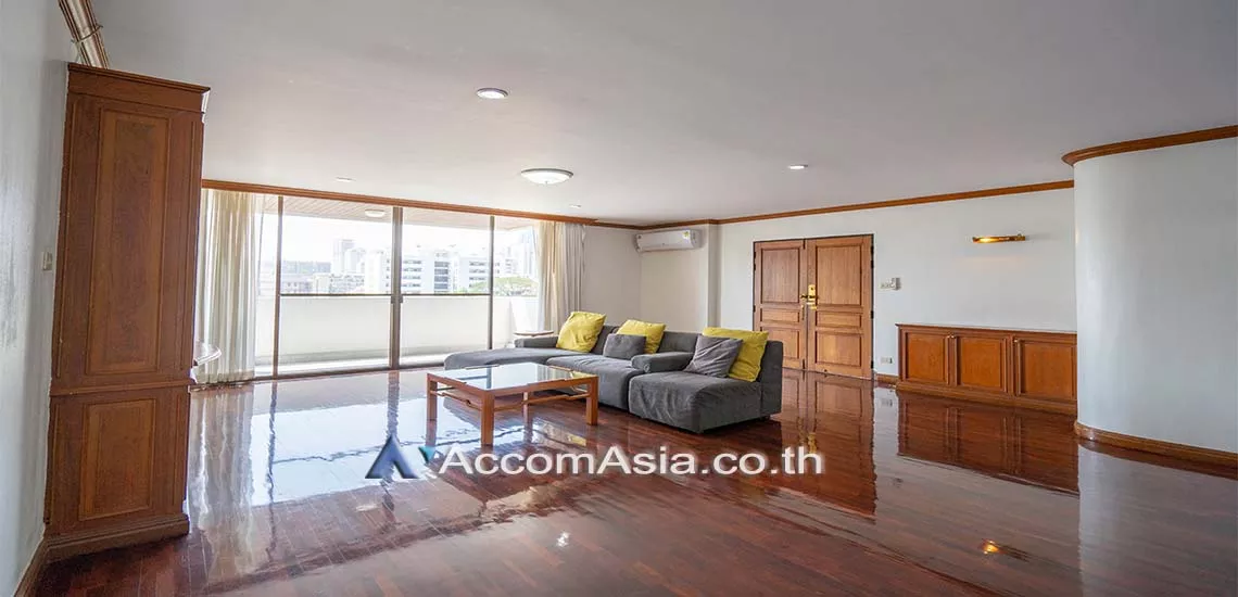  2  3 br Apartment For Rent in Sukhumvit ,Bangkok BTS Thong Lo at Perfect For A Big Family AA10263