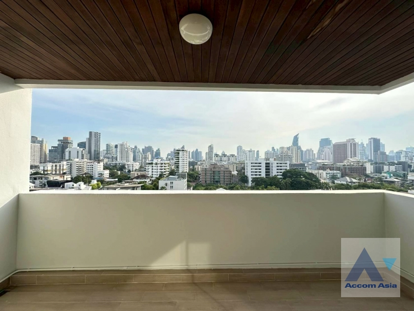 4  3 br Apartment For Rent in Sukhumvit ,Bangkok BTS Thong Lo at Perfect For A Big Family AA10264