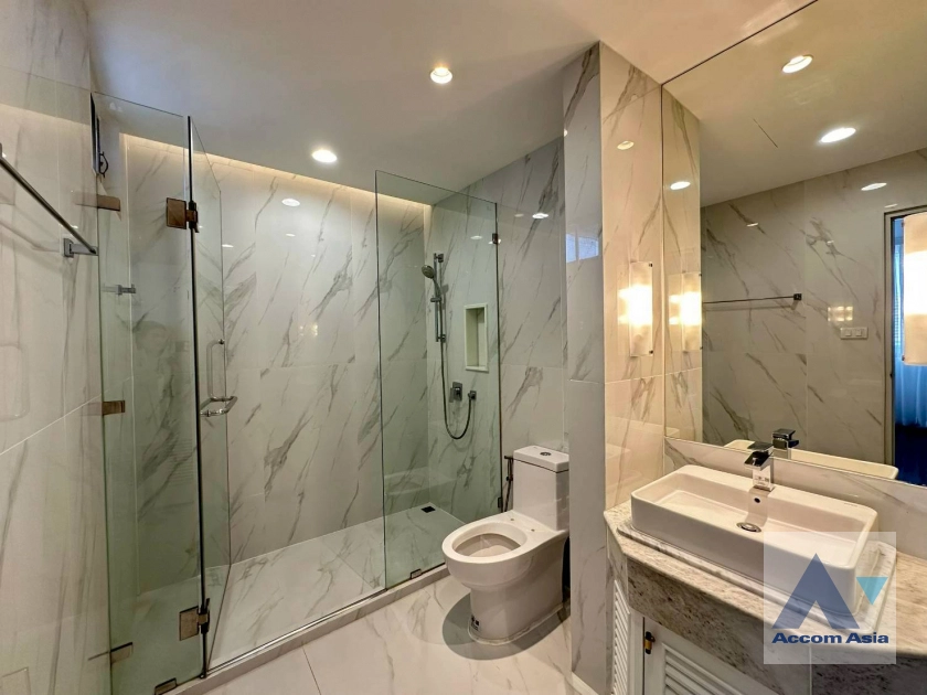 14  3 br Apartment For Rent in Sukhumvit ,Bangkok BTS Thong Lo at Perfect For A Big Family AA10264