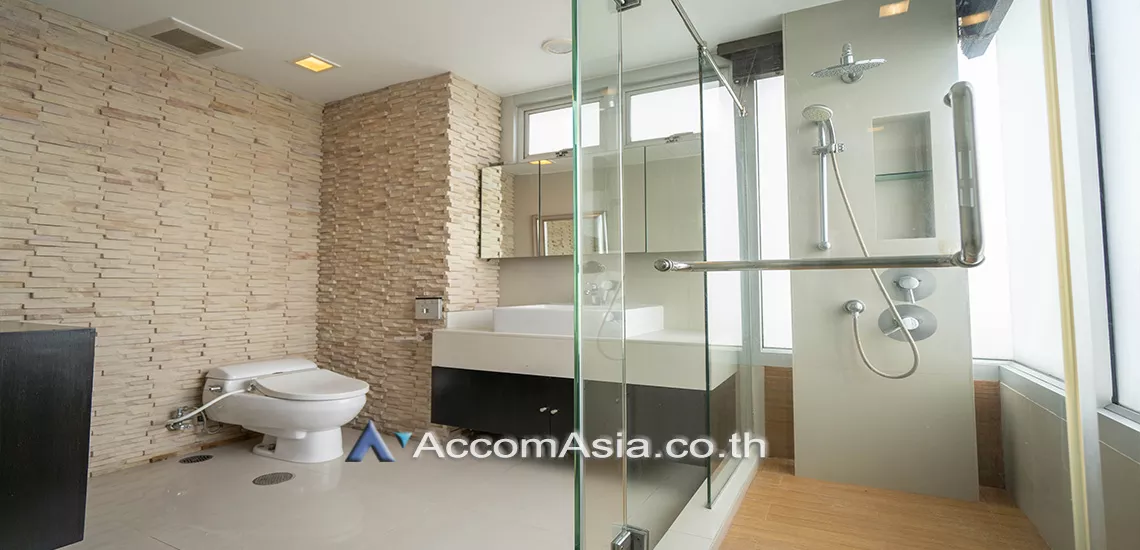 10  3 br Condominium For Rent in Sukhumvit ,Bangkok BTS Ekkamai at Nusasiri Grand Condo AA10345