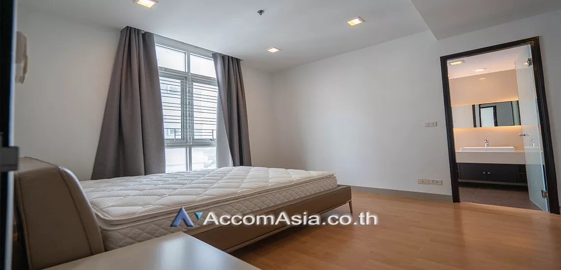 8  3 br Condominium For Rent in Sukhumvit ,Bangkok BTS Ekkamai at Nusasiri Grand Condo AA10345