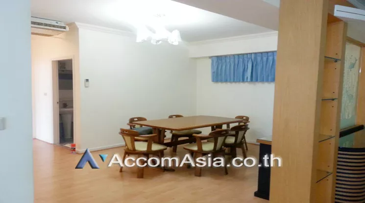  1  3 br Condominium For Rent in Sukhumvit ,Bangkok BTS Phrom Phong at Royal Castle AA10415