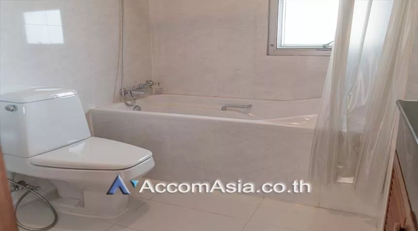 8  4 br Apartment For Rent in Sukhumvit ,Bangkok BTS Asok - MRT Sukhumvit at Newly renovated modern style living place AA10416