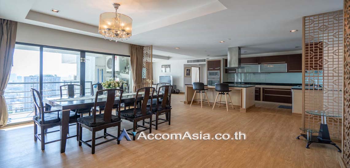 3 Bedrooms  Condominium For Rent & Sale in Sathorn, Bangkok  near BTS Sala Daeng - MRT Lumphini (AA10425)