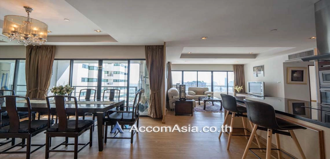 unit 3 Bedrooms  Condominium For Rent & Sale in Sathorn, Bangkok  near BTS Sala Daeng - MRT Lumphini (AA10425)