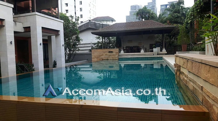 unitPet friendly |  5 Bedrooms  House For Rent & Sale in Sukhumvit, Bangkok  near BTS Thong Lo (AA10435)