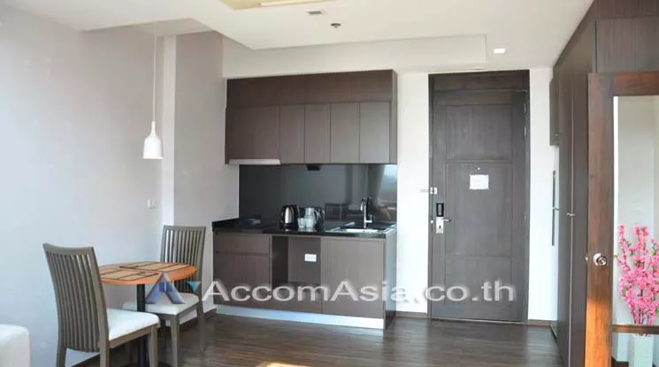 unit 1 Bedroom  Apartment For Rent in Sukhumvit, Bangkok  near BTS Ekkamai (AA10473)