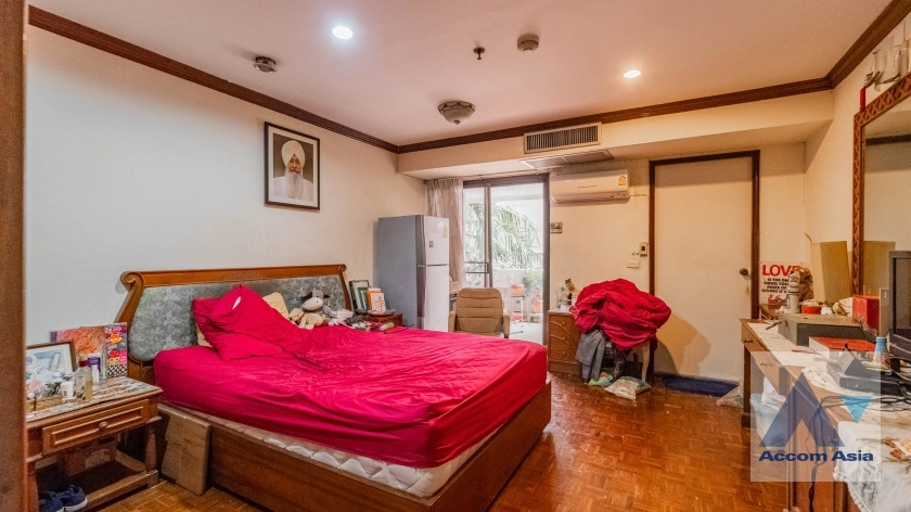 13  3 br Condominium For Sale in Sukhumvit ,Bangkok BTS Asok - MRT Sukhumvit at Prestige Tower AA10489