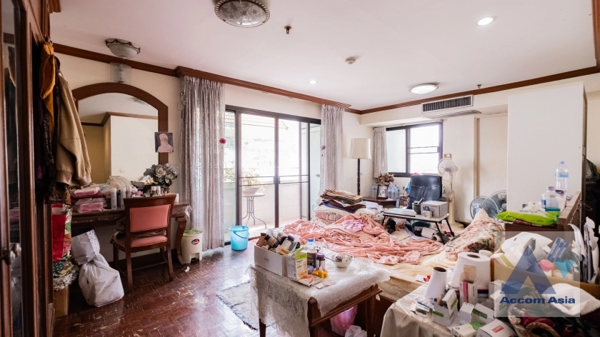 16  3 br Condominium For Sale in Sukhumvit ,Bangkok BTS Asok - MRT Sukhumvit at Prestige Tower AA10489