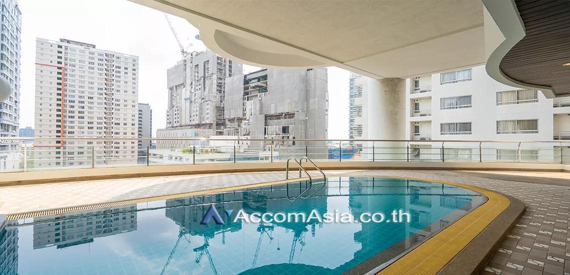 Huge Terrace, Private Swimming Pool, Duplex Condo |  3 Bedrooms  Condominium For Rent in Sukhumvit, Bangkok  near BTS Phrom Phong (AA10510)