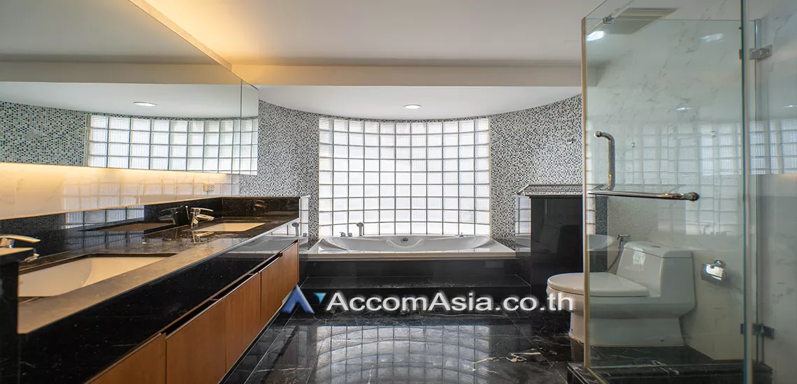 12  3 br Condominium For Rent in Sukhumvit ,Bangkok BTS Phrom Phong at Le Raffine Sukhumvit 24 AA10510