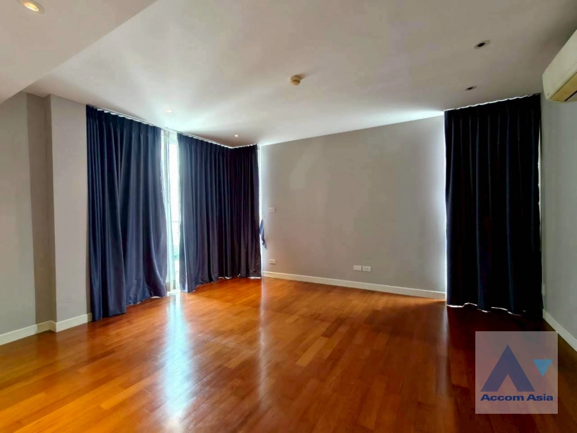 45  3 br Condominium For Sale in Sukhumvit ,Bangkok BTS Thong Lo at La Citta Penthouse AA10563