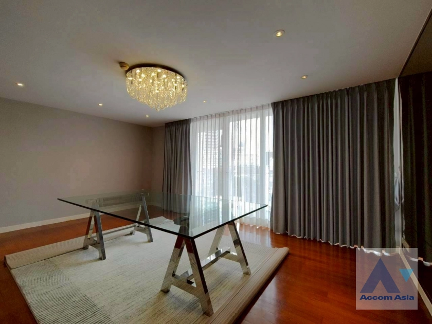12  3 br Condominium For Sale in Sukhumvit ,Bangkok BTS Thong Lo at La Citta Penthouse AA10563