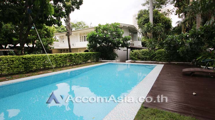 8  7 br House for rent and sale in sukhumvit ,Bangkok BTS Ekkamai AA10601