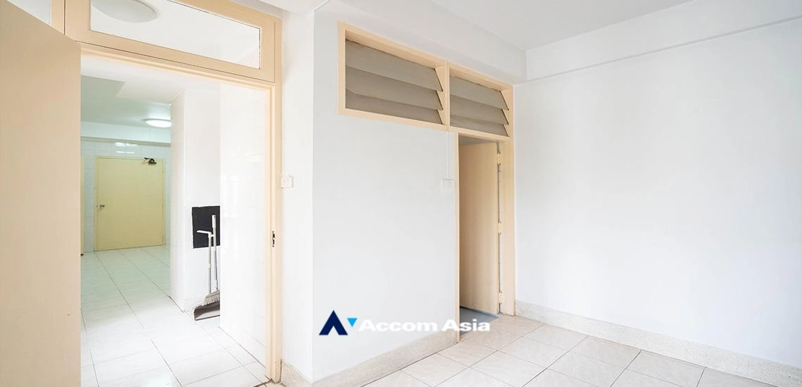 6  3 br Apartment For Rent in Sukhumvit ,Bangkok BTS Nana - MRT Sukhumvit at The classic traditional AA10614