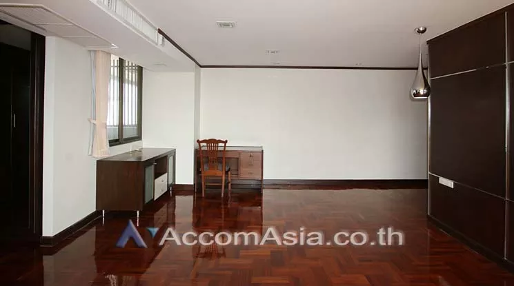 6  4 br Apartment For Rent in Sukhumvit ,Bangkok BTS Phrom Phong at Family Size Desirable AA10633