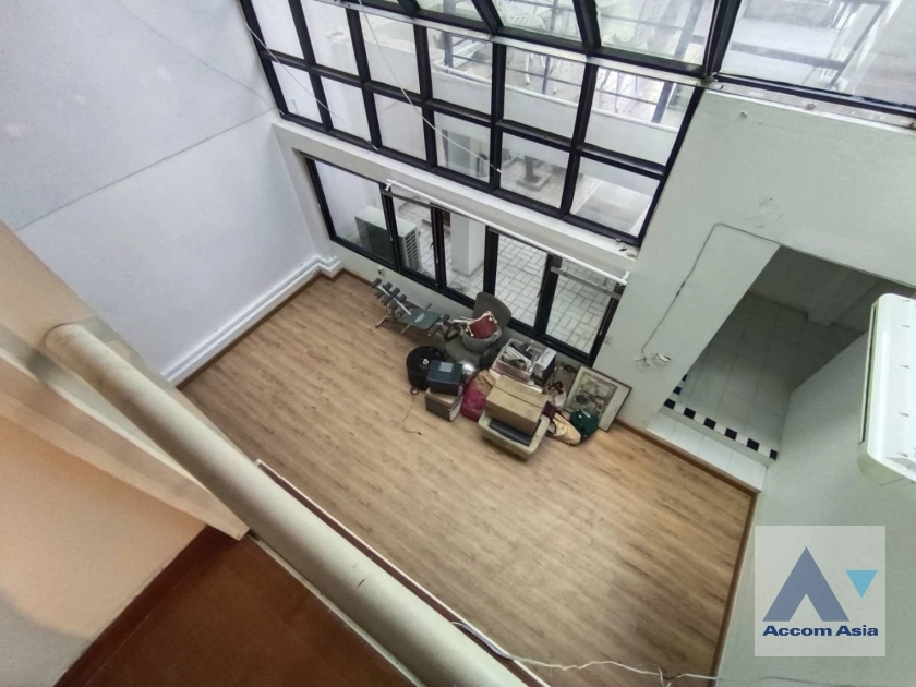 unit 2 Bedrooms  Townhouse For Rent in Sukhumvit, Bangkok  near BTS Phrom Phong (AA10635)