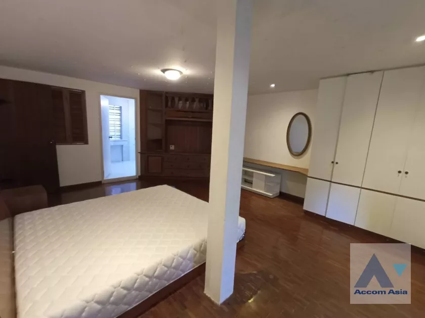 25  2 br Townhouse For Rent in sukhumvit ,Bangkok BTS Phrom Phong AA10635