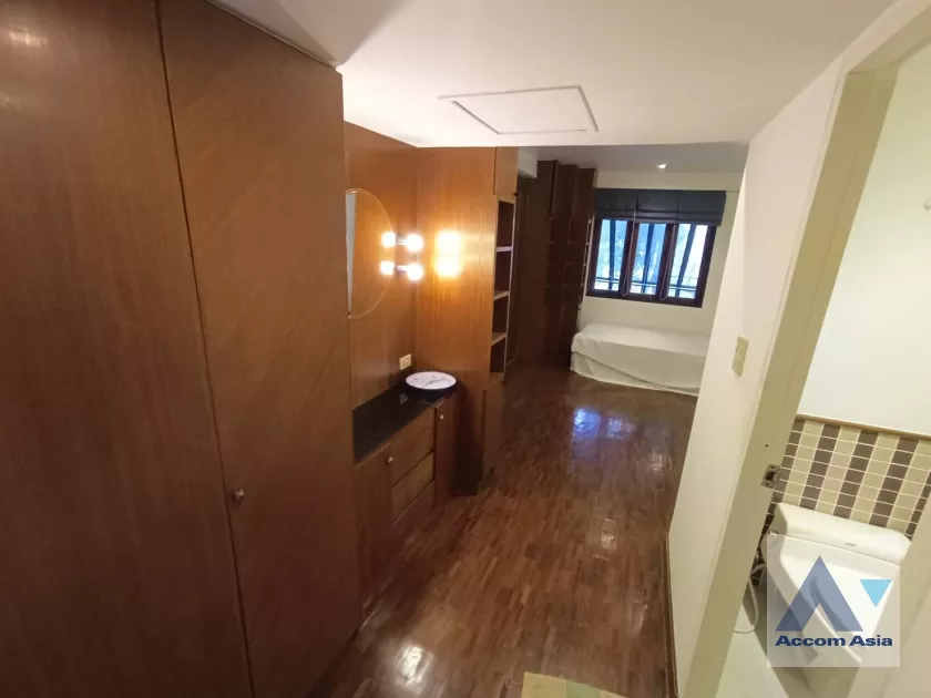 30  2 br Townhouse For Rent in sukhumvit ,Bangkok BTS Phrom Phong AA10635