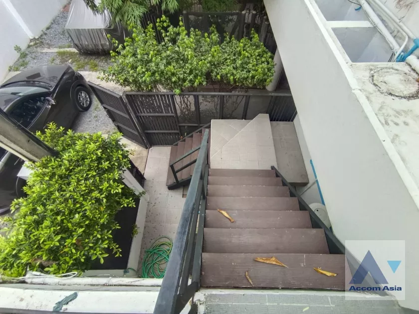 10  2 br Townhouse For Rent in sukhumvit ,Bangkok BTS Phrom Phong AA10635