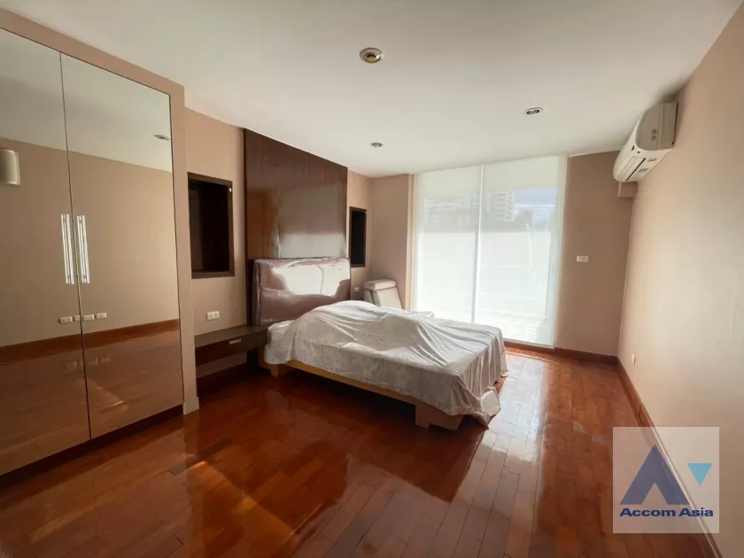  1  3 br Condominium For Rent in Sukhumvit ,Bangkok BTS Asok - MRT Sukhumvit at The Peak Condominium 20995