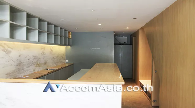 unit Retail / showroom For Rent in Sukhumvit, Bangkok  near BTS Phrom Phong - MRT Phetchaburi (AA10642)