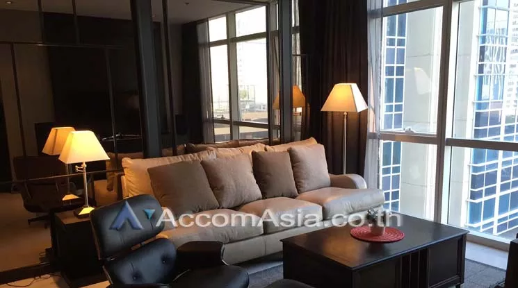  2 Bedrooms  Condominium For Rent & Sale in Ploenchit, Bangkok  near BTS Ploenchit (AA10652)