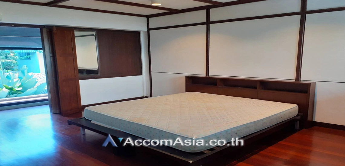 13  3 br House For Rent in Sukhumvit ,Bangkok BTS Phrom Phong AA10673