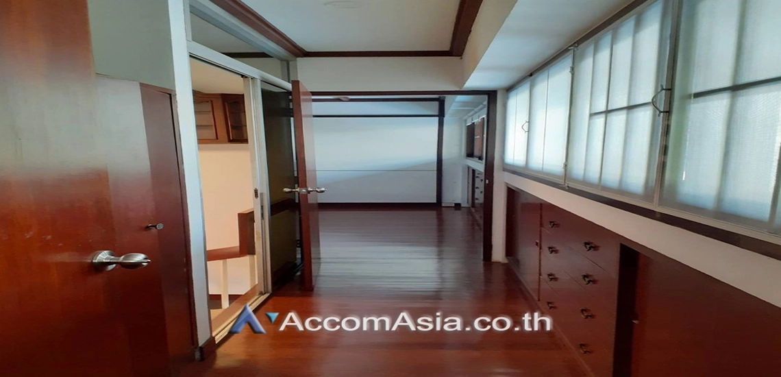 14  3 br House For Rent in Sukhumvit ,Bangkok BTS Phrom Phong AA10673