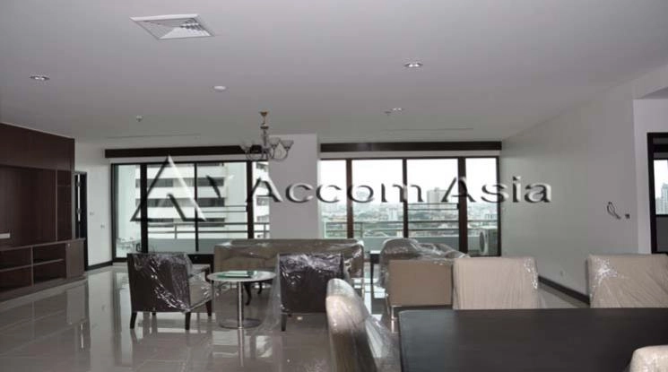  2  4 br Apartment For Rent in Sukhumvit ,Bangkok BTS Ekkamai at Comfort living and well service AA10707