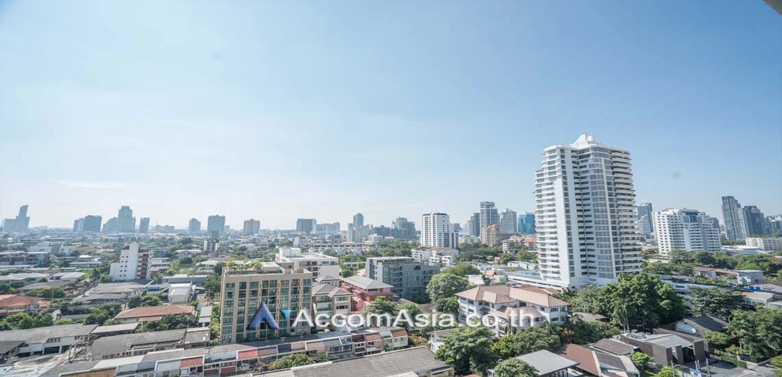 14  4 br Apartment For Rent in Sukhumvit ,Bangkok BTS Ekkamai at Comfort living and well service AA10750