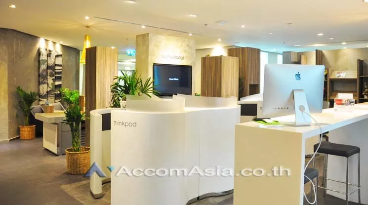 8  Office Space For Rent in Silom ,Bangkok BTS Sala Daeng at Silom Complex AA10756