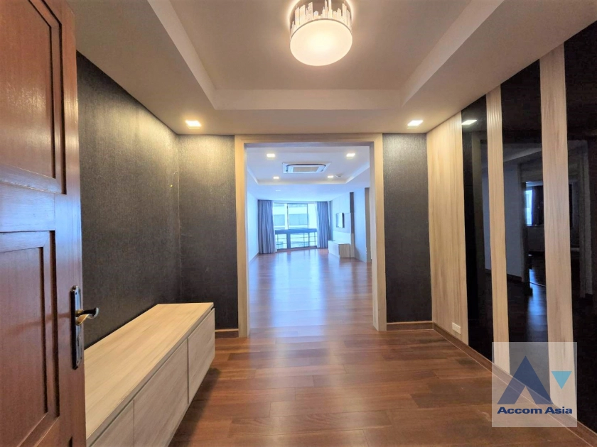 unitPet friendly |  3 Bedrooms  Condominium For Sale in Sukhumvit, Bangkok  (AA10760)