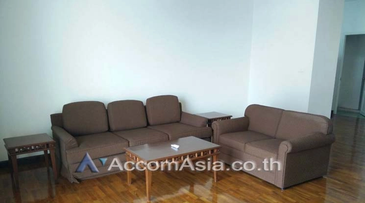  1  3 br Apartment For Rent in Phaholyothin ,Bangkok BTS Ari at Homely Atmosphere AA10761