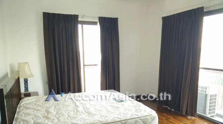 4  3 br Apartment For Rent in Phaholyothin ,Bangkok BTS Ari at Homely Atmosphere AA10761