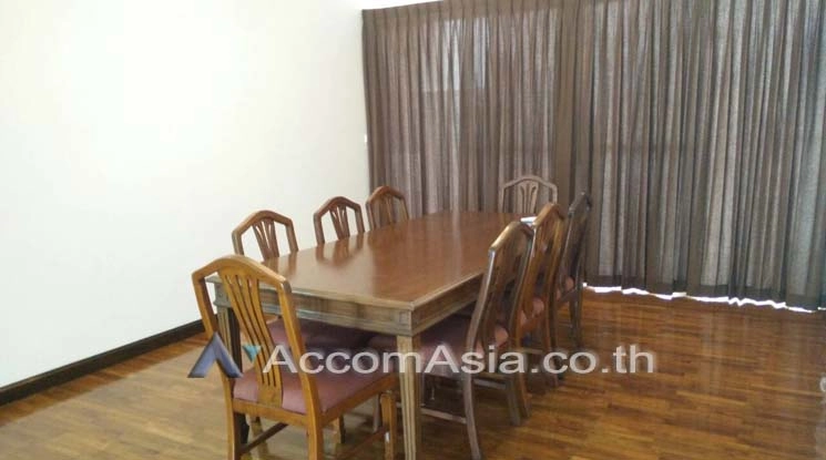6  3 br Apartment For Rent in Phaholyothin ,Bangkok BTS Ari at Homely Atmosphere AA10761