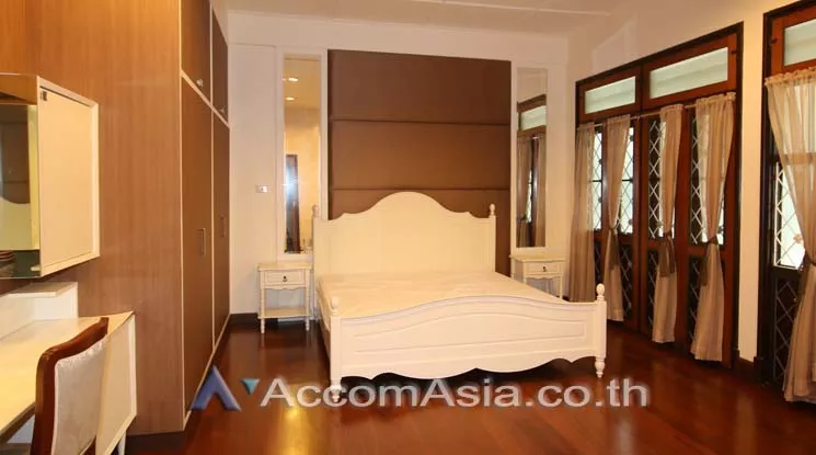 7  2 br House For Rent in phaholyothin ,Bangkok BTS Saphan-Kwai AA10834