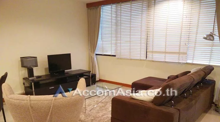  2  1 br Apartment For Rent in Phaholyothin ,Bangkok BTS Ari at Low-rise Apartment 750m. walk to BTS AA10836