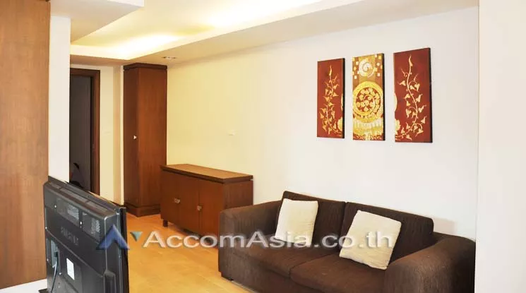 unit 2 Bedrooms  Apartment For Rent in Sukhumvit, Bangkok  near BTS Phrom Phong (AA10888)