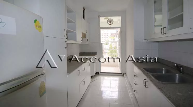 unitHuge Terrace, Pet friendly |  3 Bedrooms  Apartment For Rent in Ploenchit, Bangkok  near BTS Chitlom (10259)