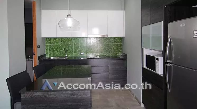  1 Bedroom  Apartment For Rent in Sukhumvit, Bangkok  near BTS Thong Lo (AA10912)