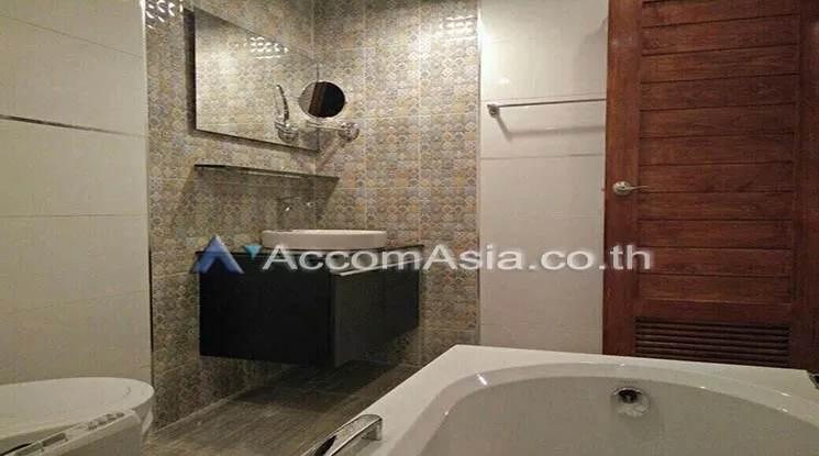 7  1 br Condominium For Rent in  ,Chon Buri  at Laemthong Condominium AA10942