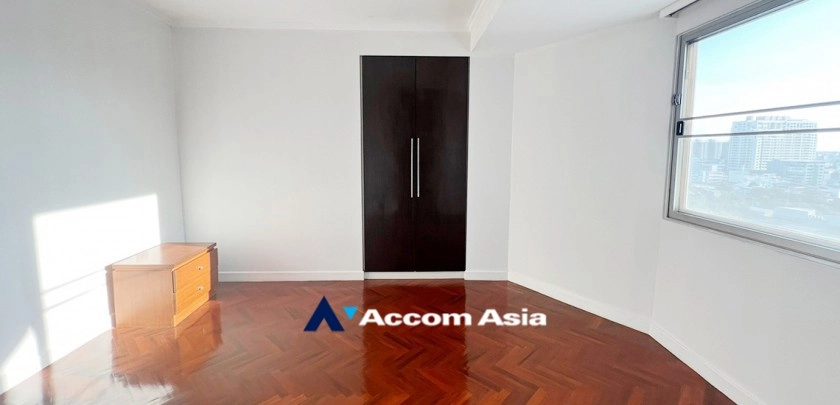 16  3 br Apartment For Rent in Sathorn ,Bangkok BRT Technic Krungthep at Perfect life in Bangkok AA10971