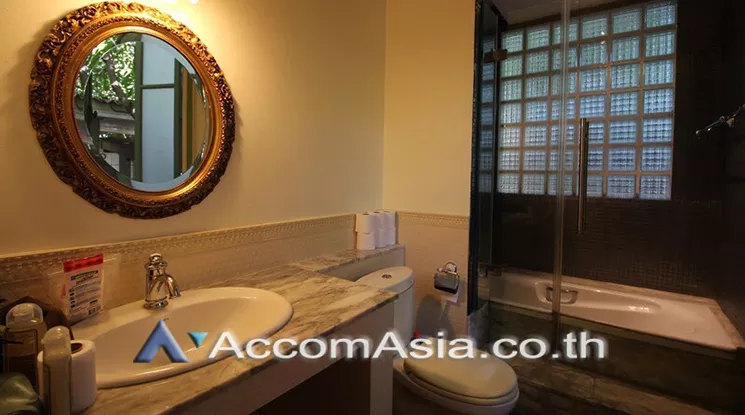 8  3 br House for rent and sale in phaholyothin ,Bangkok BTS Saphan-Kwai AA10988