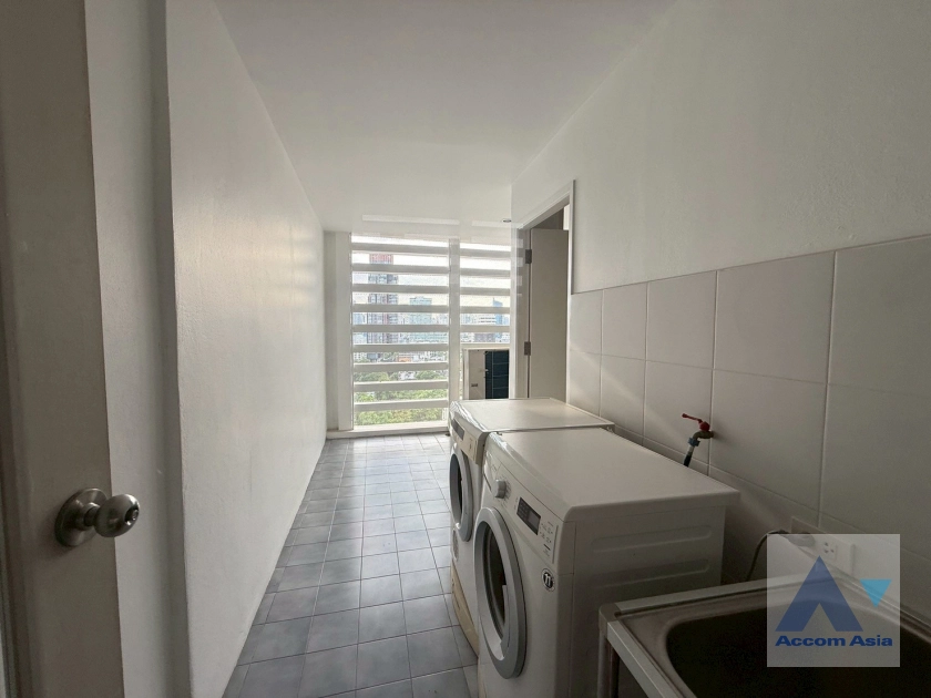 22  3 br Condominium for rent and sale in Sukhumvit ,Bangkok BTS Ekkamai at La Cascade AA10993